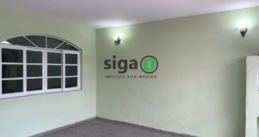 Casa com 3 quartos para alugar na Rua Ângelo Pereira, 188, Penha, São Paulo
