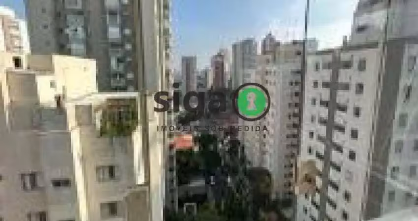 Cobertura duplex recém reformado, com 3 quartos, 2 banheiros, 2 vagas, total de 140m2