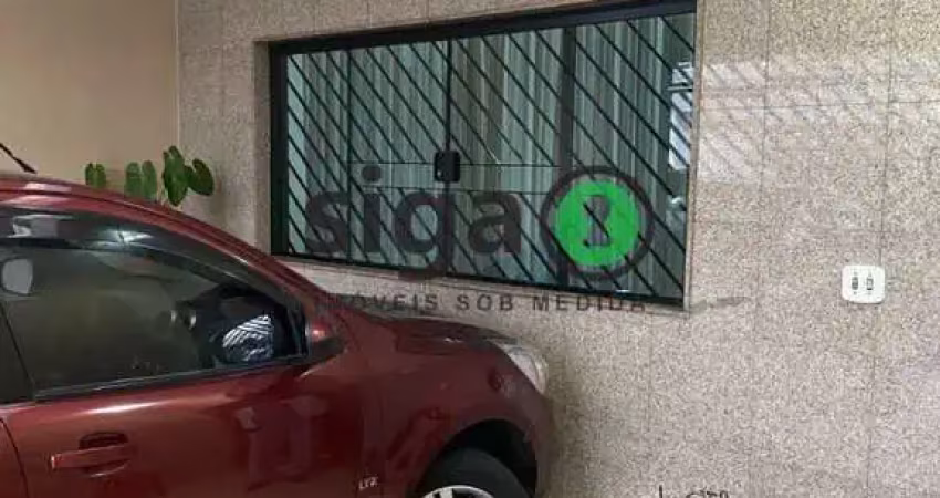 Casa assobrada   com  3 dormitórios , 02 vagas no melhor do tatuapé!!