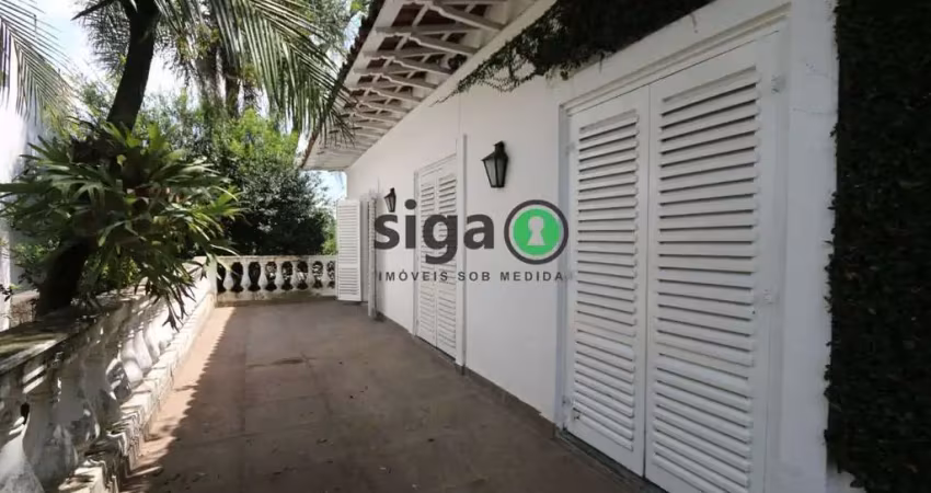 Casa a venda no morumbi com 400m² área útil, 900m² terreno