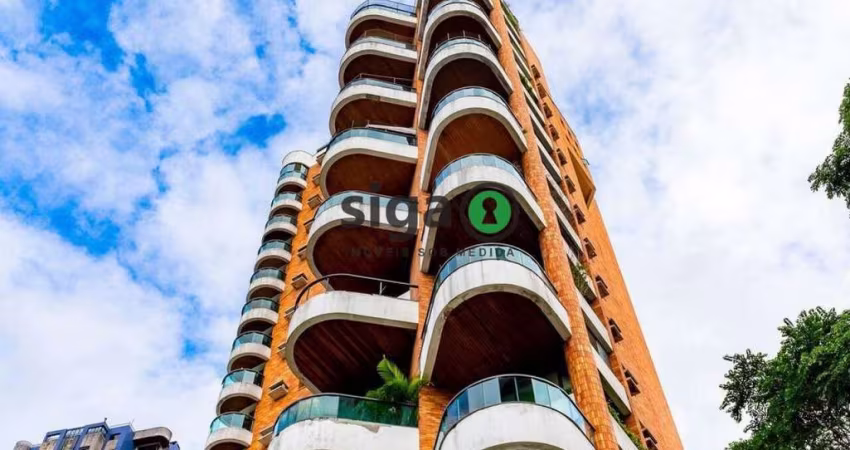 VENDE no Morumbi (Vila Suzana) Apartamento com 3 suítes, 4 Vagas + Depósito