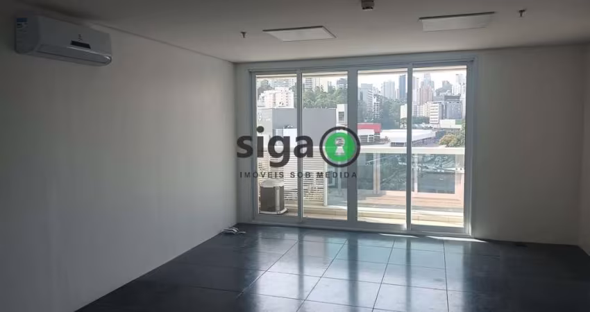 Sala Comercial para alugar com 36 metros, banheiro e 1 vaga no Morumbi - Sp