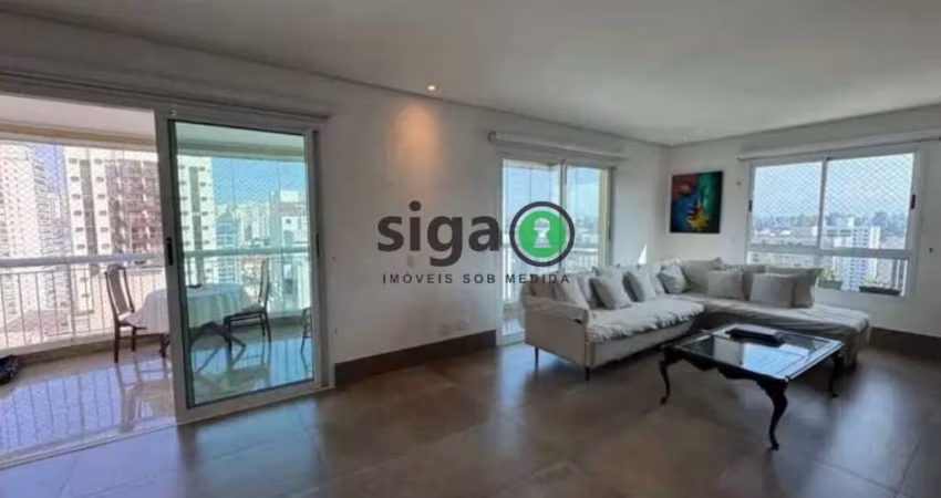 Apto com 205m² à Venda no Jardim Paulista com 4 quartos , sendo 3 suites, 4 vagas, Sem Mobilia