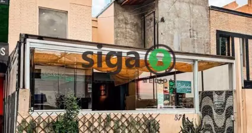 Casa comercial com 220m² com várias salas e terraço para locação na vila nova conceição