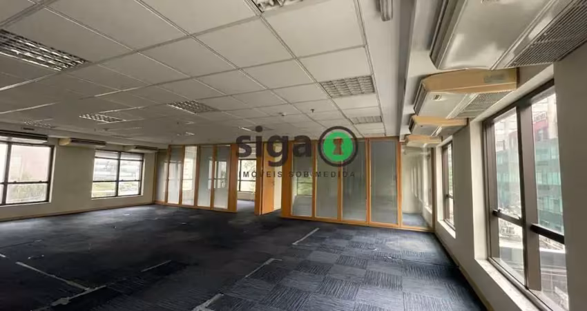 Sala comercial de 227m², para Locação com 8 vagas e mezanino na Vila Olímpia