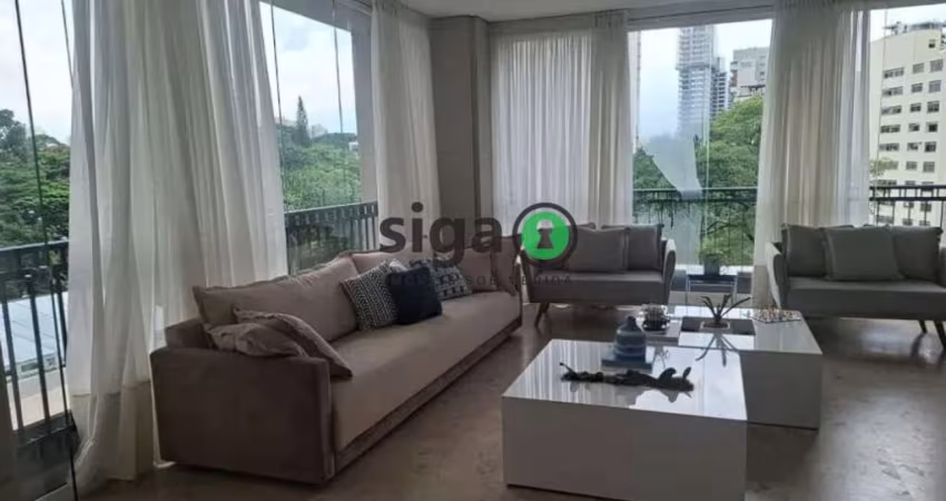 Apartamento a venda em MOEMA PÁSSAROS com 4 quartos / 4 suítes