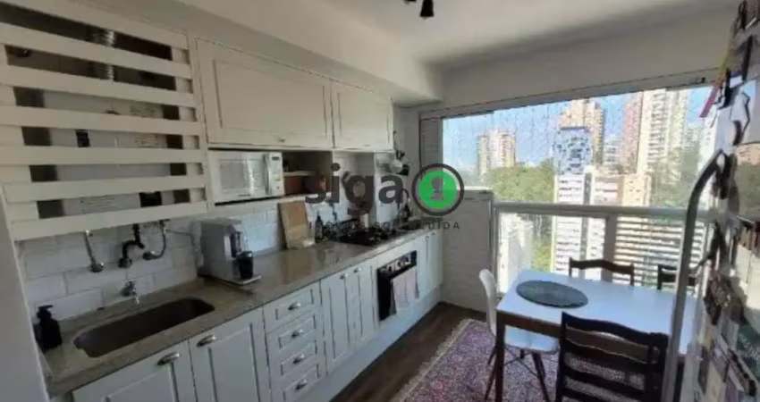 Partamento confortável no morumbi com ótima localização e vaga de garagem!