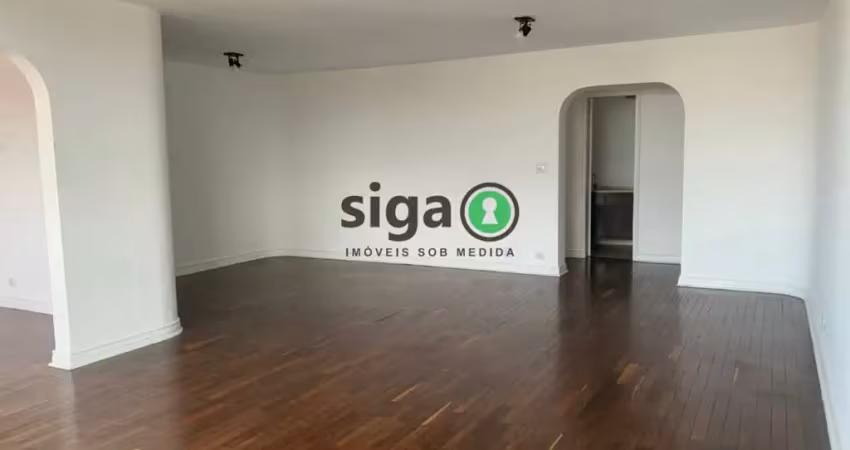 Vende no alto da boa vista apartamento com 3 quartos, uma suíte e duas vagas de garagem