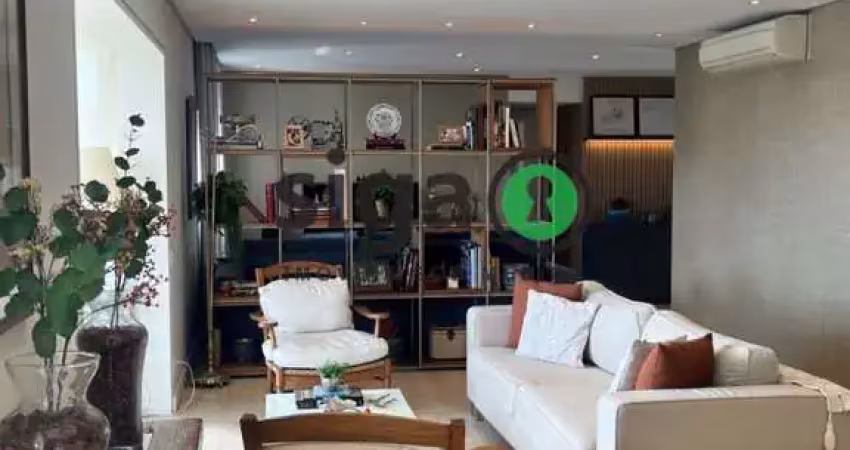 Apto à venda com 200m², 3 suites, 4 vagas, semi mobiliado, andar alto, no panamby