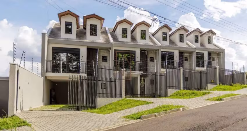 Casa com 3 quartos à venda na Rua Doutor Lubumir Viergbiski, 679, Campo Comprido, Curitiba
