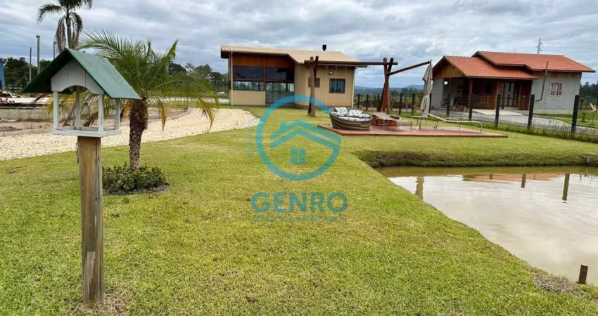 Chácara com Piscina, Quadra de Areia em Condomínio Rural à venda em Canelinha/SC