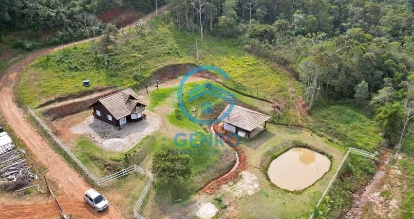 Chácara em Meio a Natureza com Lagoa e Terreno de 7.000m² à venda em Tijucas/SC