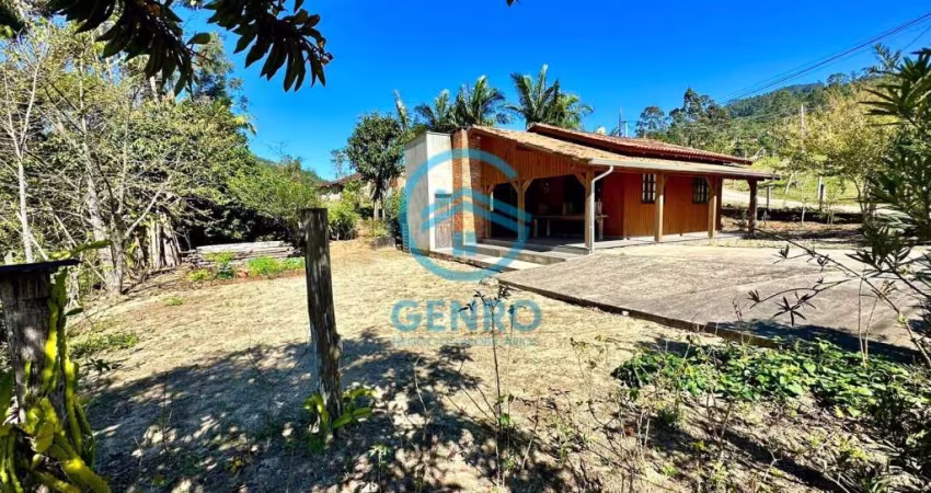 Chácara em Meio a Natureza e Terreno de 600m² à venda em Tijucas/SC