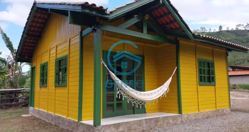 Chácara com riacho e terreno de 7.000m² à venda em tijucas/sc