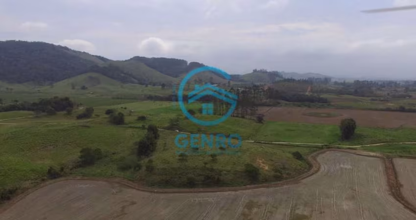 Área Rural para Sítio com Terreno de 70.000m² ( 07 HECTARES ) à venda em Tijucas/SC