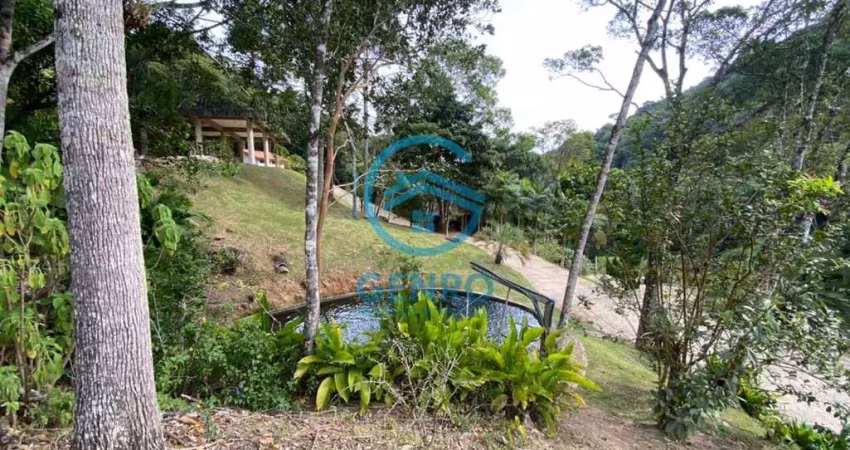 Belíssima área rural para sítio com cachoeira e com terreno de 110.000m² ( 11 hectares ) à venda em são joão batista/sc