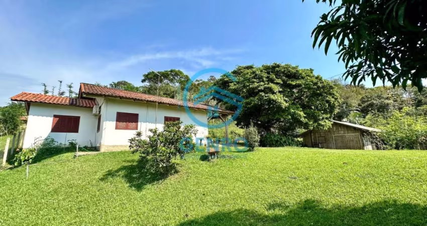 Excelente Sítio com Lagoa e Terreno de 80.000m² (08 HECTARES) à venda em Canelinha/SC