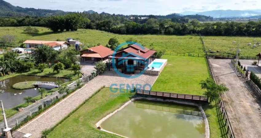 Chácara Mobiliada com Lagoa em Condomínio Rural com Escritura Pública à venda em Canelinha/SC