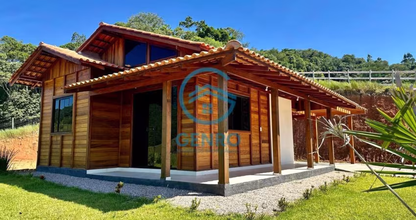 Chácara com Casa Nova em Meio a Natureza com Terreno de 1.100m² à venda em Tijucas/SC