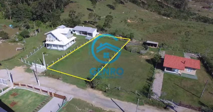Lote para Chácara com Escritura Pública em Condomínio Rural com uma Excelente Infraestrutura à venda em Tijucas/SC