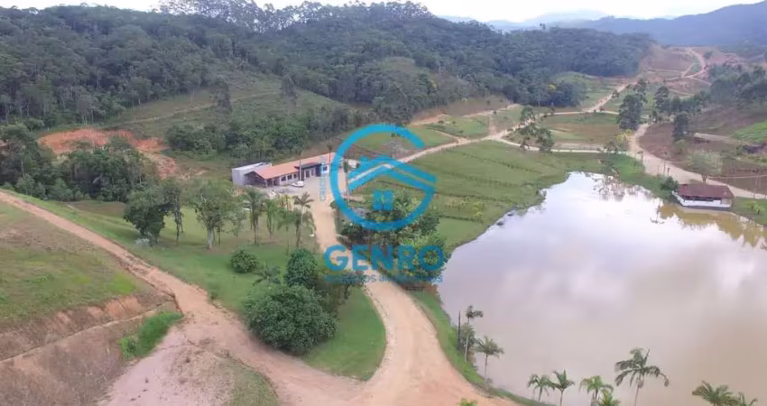 Lote com escritura pública em condomínio rural com excelente infraestrutura à venda em canelinha/sc