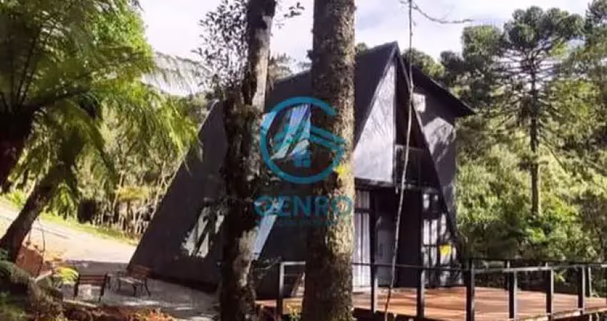Chalé mobiliado de alto padrão com com vista para as montanhas e terreno de 02 hectares à venda em urubici/sc