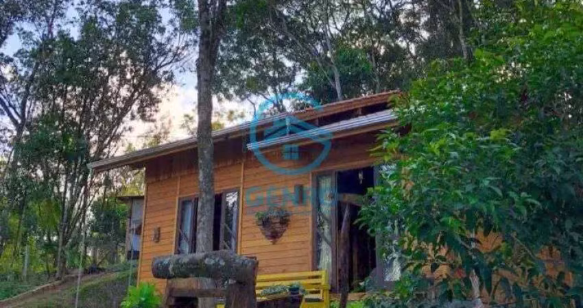 Casa de campo em meio a natureza com terreno de 1.554m² à venda em canelinha/sc