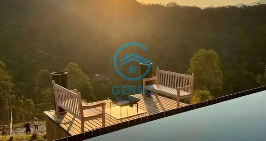 Chácara com casa de campo mobiliada com piscina e uma bela vista do por do sol à venda em canelinha/sc
