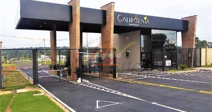 TERRENO COM EXCELENTE LOCALIZAÇÃO NO CONDOMÍNIO CALIFÓRNIA - ESTIVA GERBI/SP
