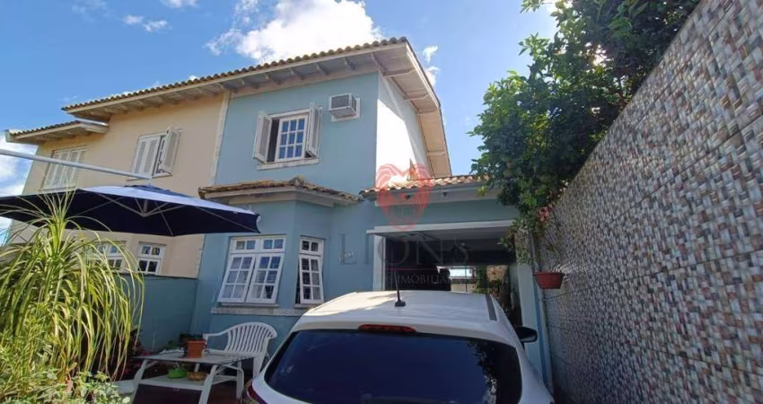 Sobrado com 2 dormitórios à venda, 80 m² por R$ 490.000,00 - Santa Cruz - Gravataí/RS