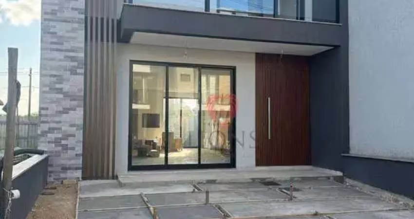 Sobrado à venda, 127 m² por R$ 800.000,00 - Centro - Gravataí/RS