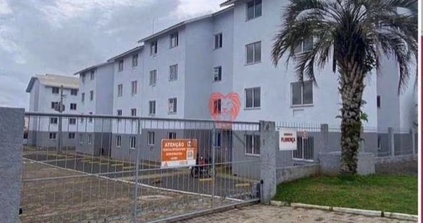 Apartamento em condomínio próximo a faixa a