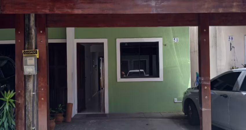 Duplex em Condomínio Fechado com Energia Solar – Próximo à Maraponga!