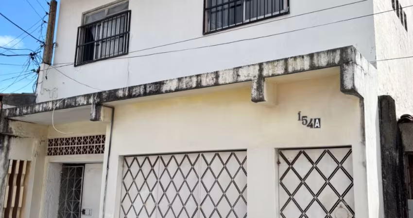 INVESTIMENTO PRONTO! Casa Duplex com Andares Independentes no Bairro Cidade 200 – Fortaleza