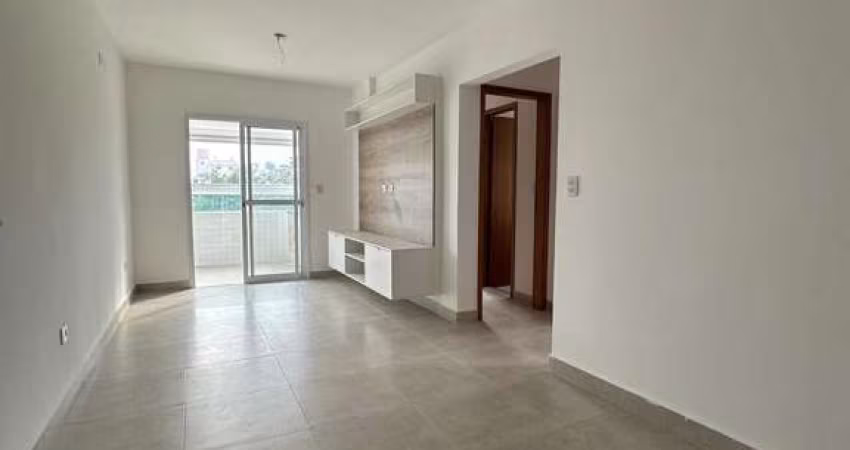 Apto à venda com 2 quartos e 1 vaga no bairro Guilhermina - Praia Grande.