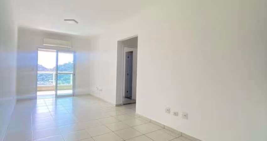 Apartamento Semimobiliado de 2 Quartos no Canto do Forte, Praia Grande