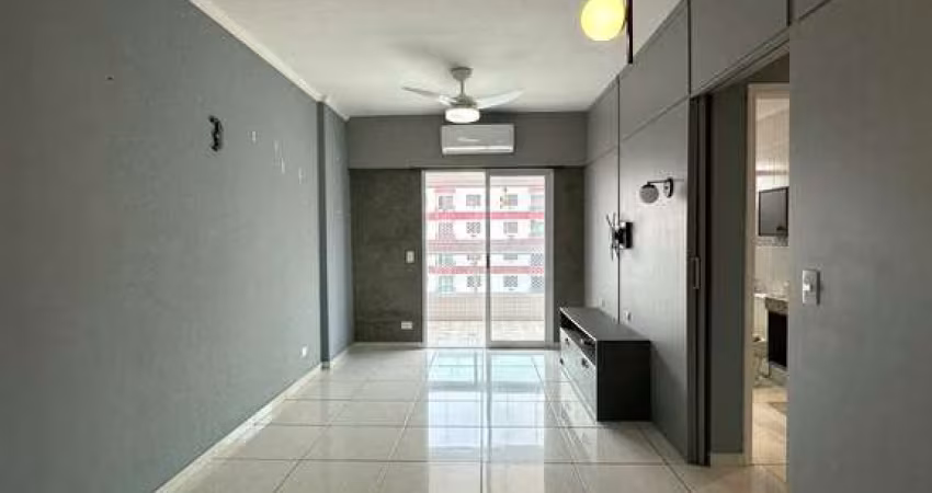 Apartamento semimobiliado com 2 quartos no Canto do Forte - Praia Grande