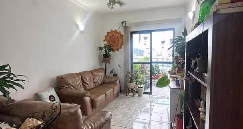 Apto à venda com 2 quartos no bairro Canto do Forte- Praia Grande.