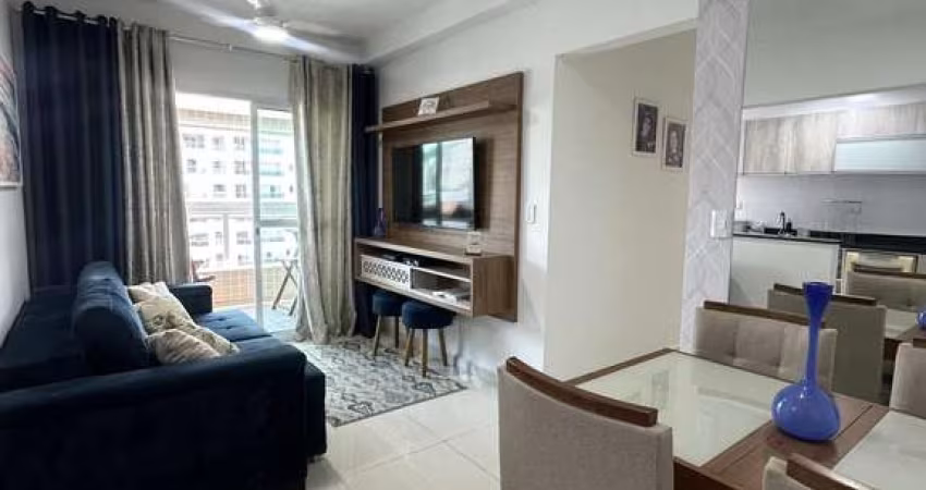 Apartamento  com 2 quartos, Semimobiliado no Canto do Forte.