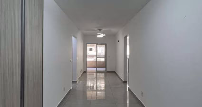 Á venda no bairro Guilhermina com lazer completo