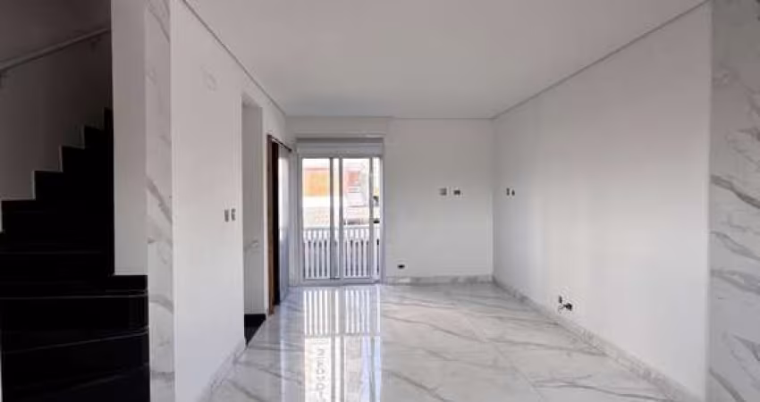 Casa triplex Guilhermina Praia Grande 2 dormitórios 2 suítes 2 vagas quintal