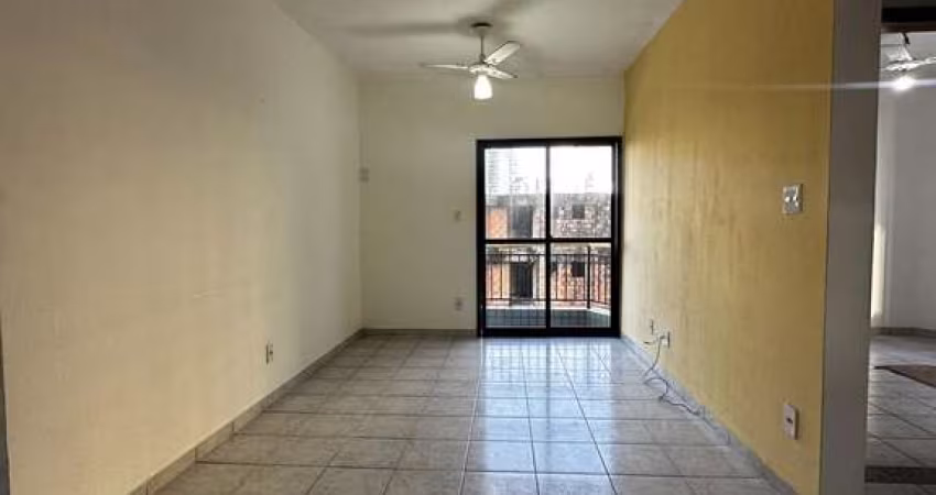 Apartamento de 2 Quartos no Canto do Forte, Praia Grande - SP