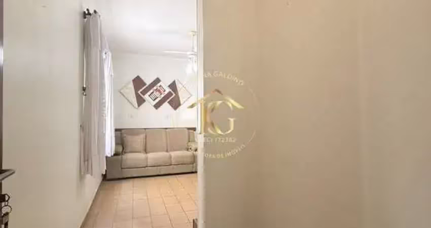Apartamento 2 dormitórios semimobiliado oportunidade no canto do forte