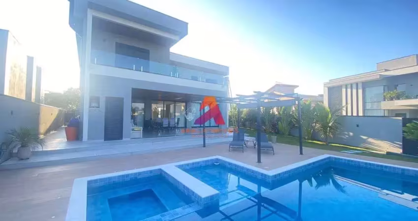 Casa de 3 dormitórios à venda, 411 m² no Condomínio Colinas do Paratehy - SJC/SP