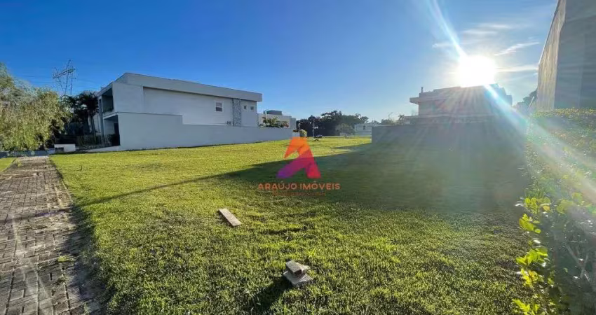 Altíssimo padrão, dois terrenos / lotes á venda lado a lado no jardim do golfe.