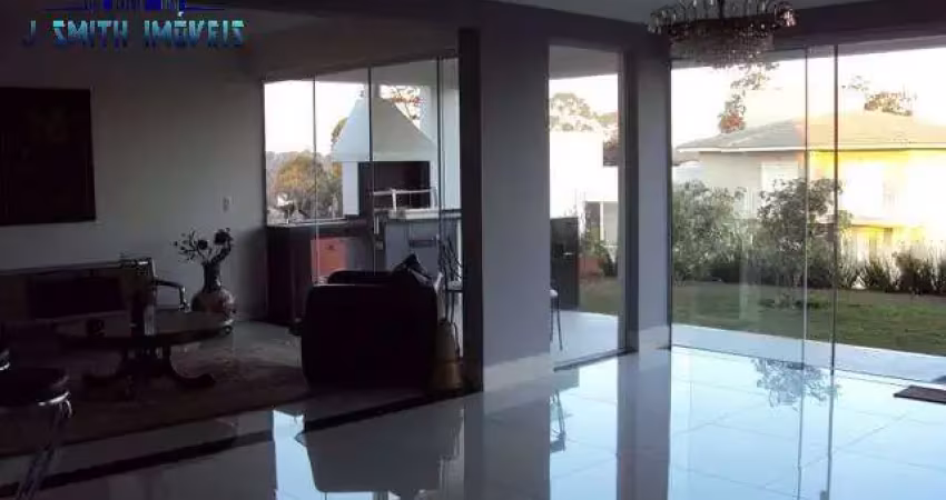 Casa 3 suíte, de esquina alta, condomínio espetacular com clube