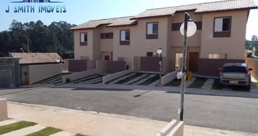 Sobrado 70m² com 2 suítes, 2 vagas, jardim rincão, cotia