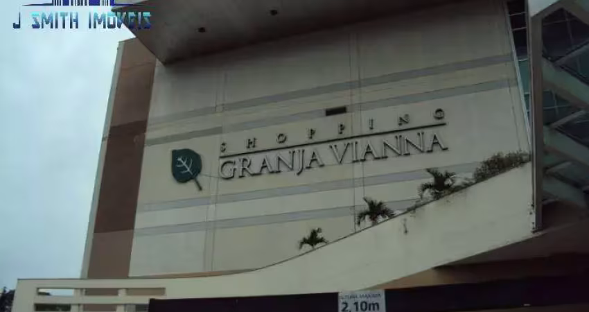Terreno 588m² em condomínio da rua do shopping granja viana