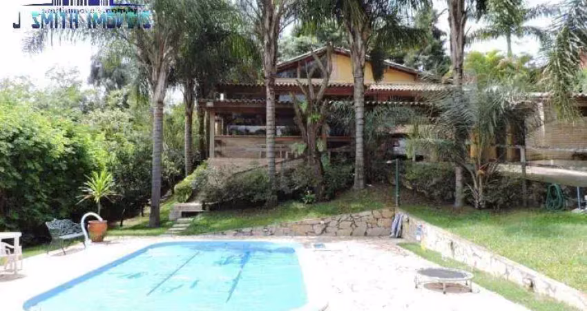 Casa em condomínio fechado com 5 quartos à venda na Rua das Hortênsias, Chácara Vale do Rio Cotia, Carapicuíba
