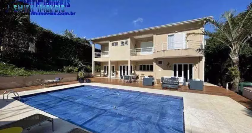 Linda casa no miolo granja. 5 suítes, piscina, gourmet, quadra tênis!